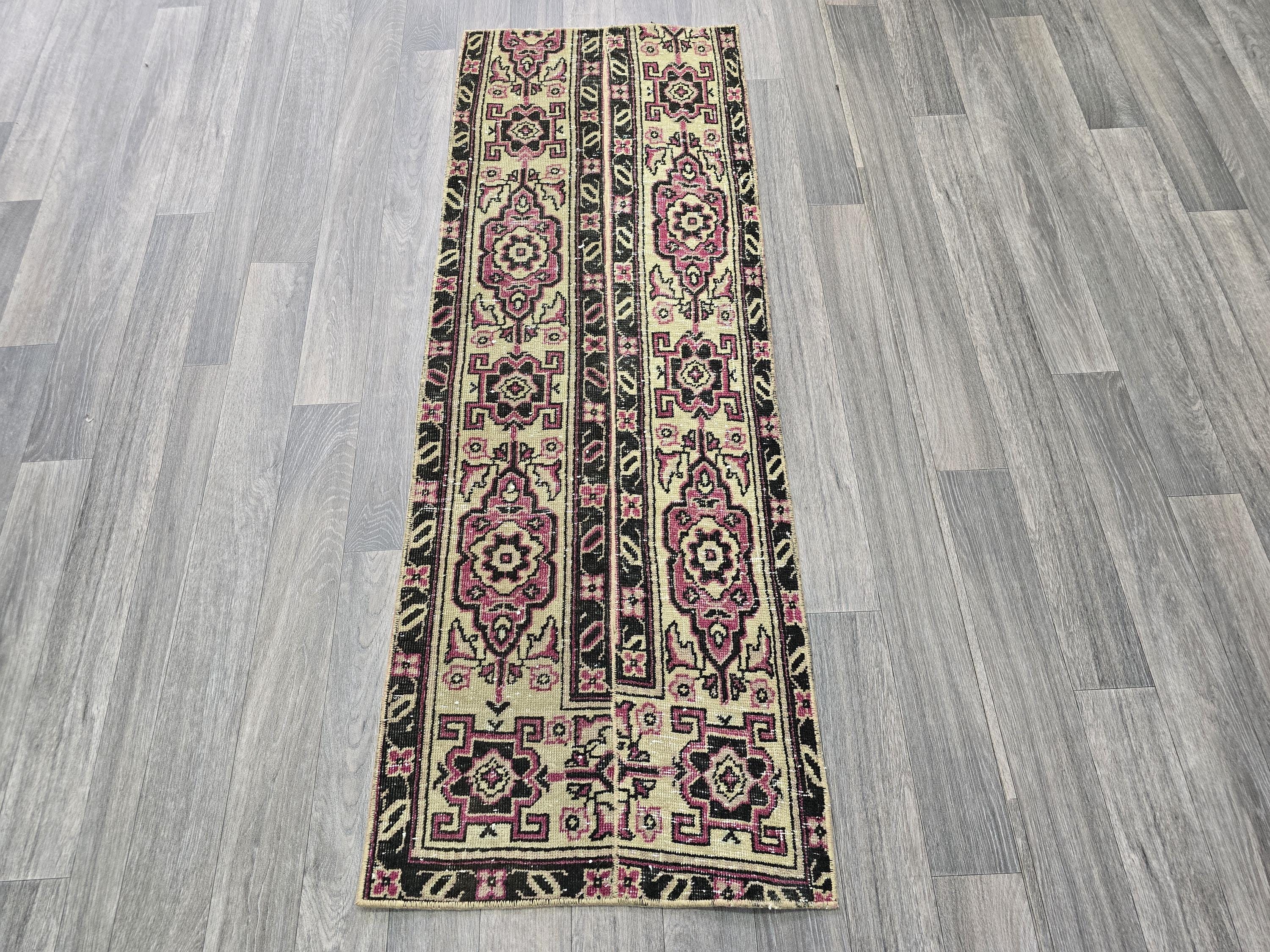 Vintage Persian Wool Runner Rug: Short Traditional Design (2x5 ft)