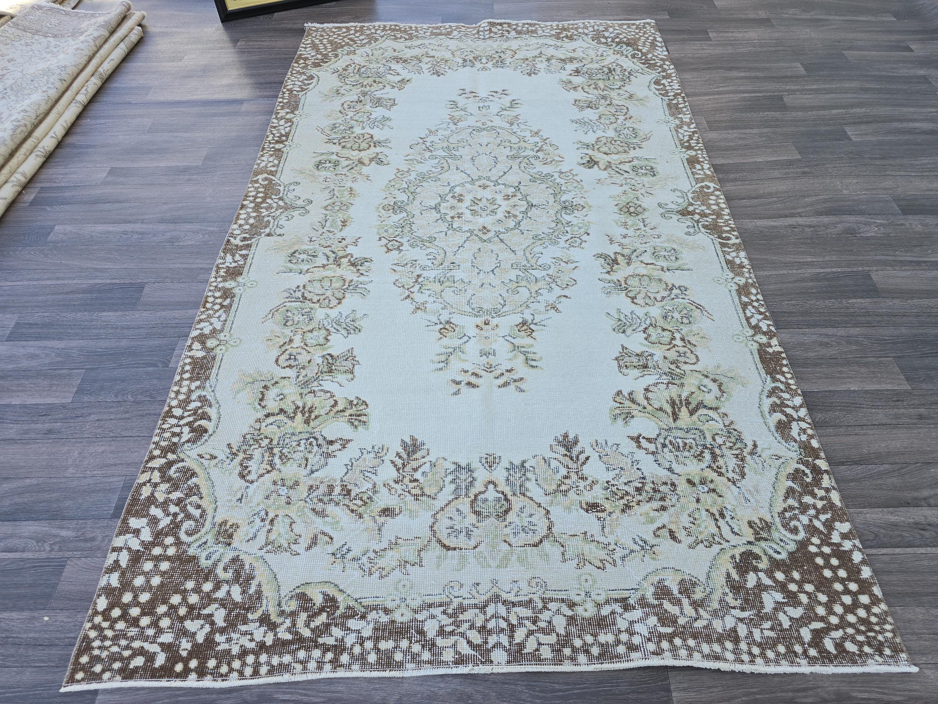 5x8 Hand Knotted Turkish Rug: Vintage Wool Floral Carpet