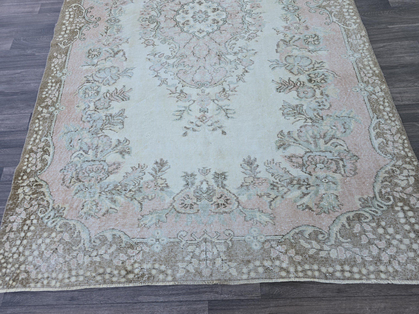 6x9 Vintage Turkish Area Rug Neutral Pink Cream Brown //5.80x9.50 feet