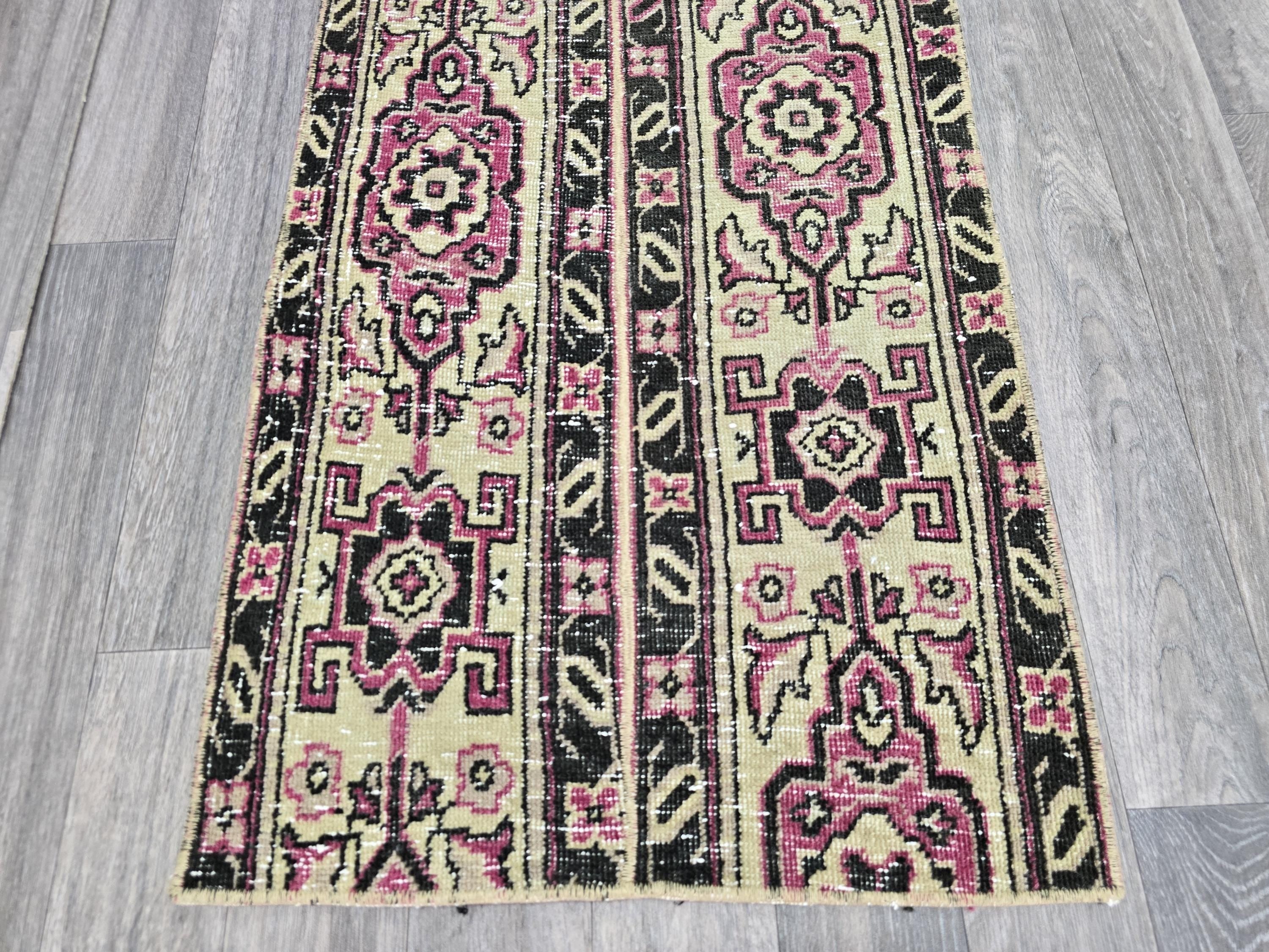 Vintage Patchwork Wool Runner Rug: Handcrafted Traditional Aisle Rug (2x5 ft)