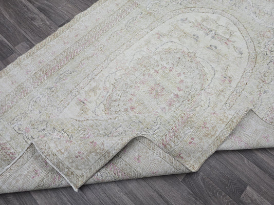 Neutral Oushak Accent Rug – 5x8.2 ft | Handmade in Cream, Beige, and Faded Pink