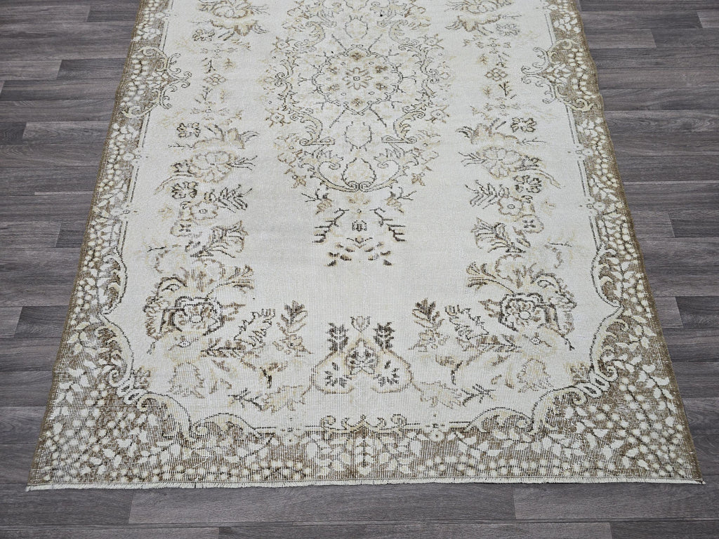6x9 Feet Vintage Turkish Oushak Area Rug | Neutral Handmade Wool Carpet