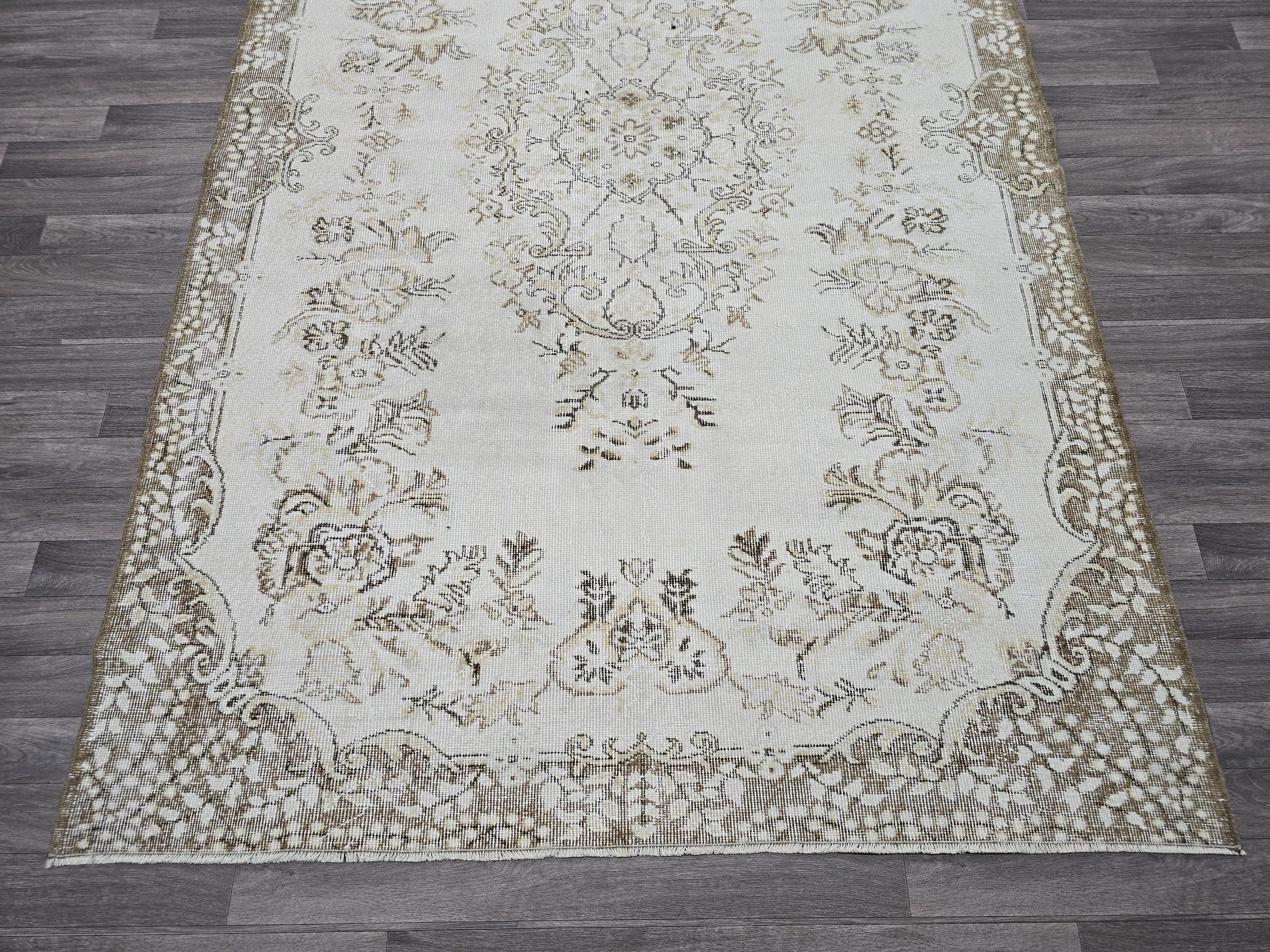 6x9 Feet Vintage Turkish Oushak Area Rug | Neutral Handmade Wool Carpet