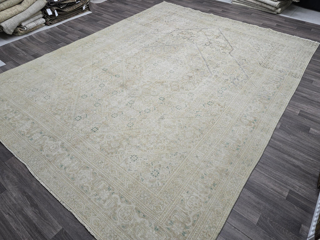 Hand Knotted Wool Oushak Rug: 9x13 Vintage Turkish Area Rug