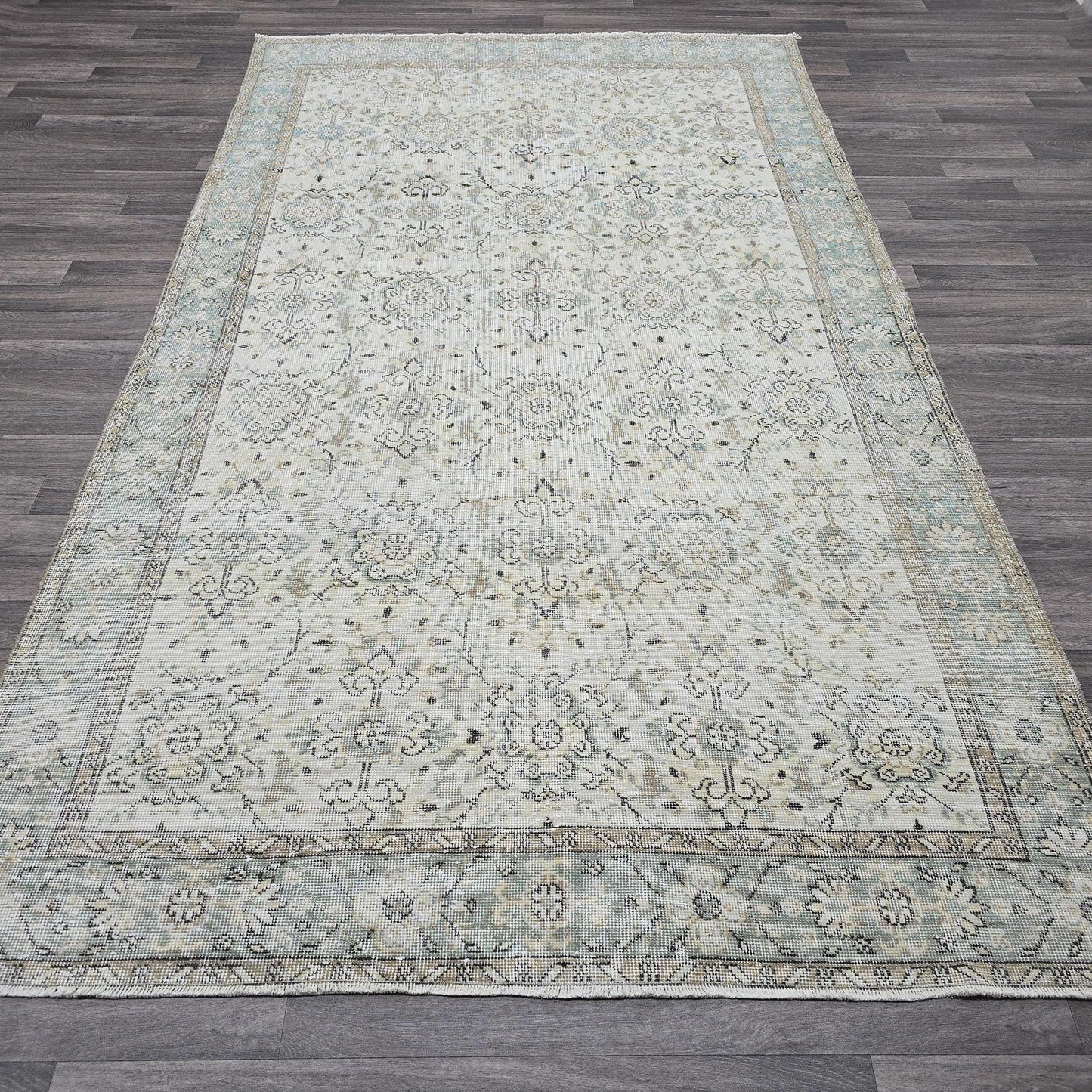 Neutral Turkish Rug - 5.60x9.5 feet - Hand Knotted Wool Area Rug Room Size - Oushak Rug Anatolian