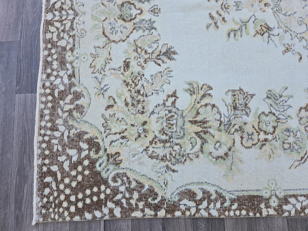 5x8 Hand Knotted Turkish Rug: Vintage Wool Floral Carpet