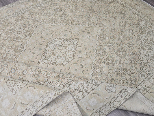 Oversized Muted Oushak Rug 9x12: Vintage Turkish Wool Carpet