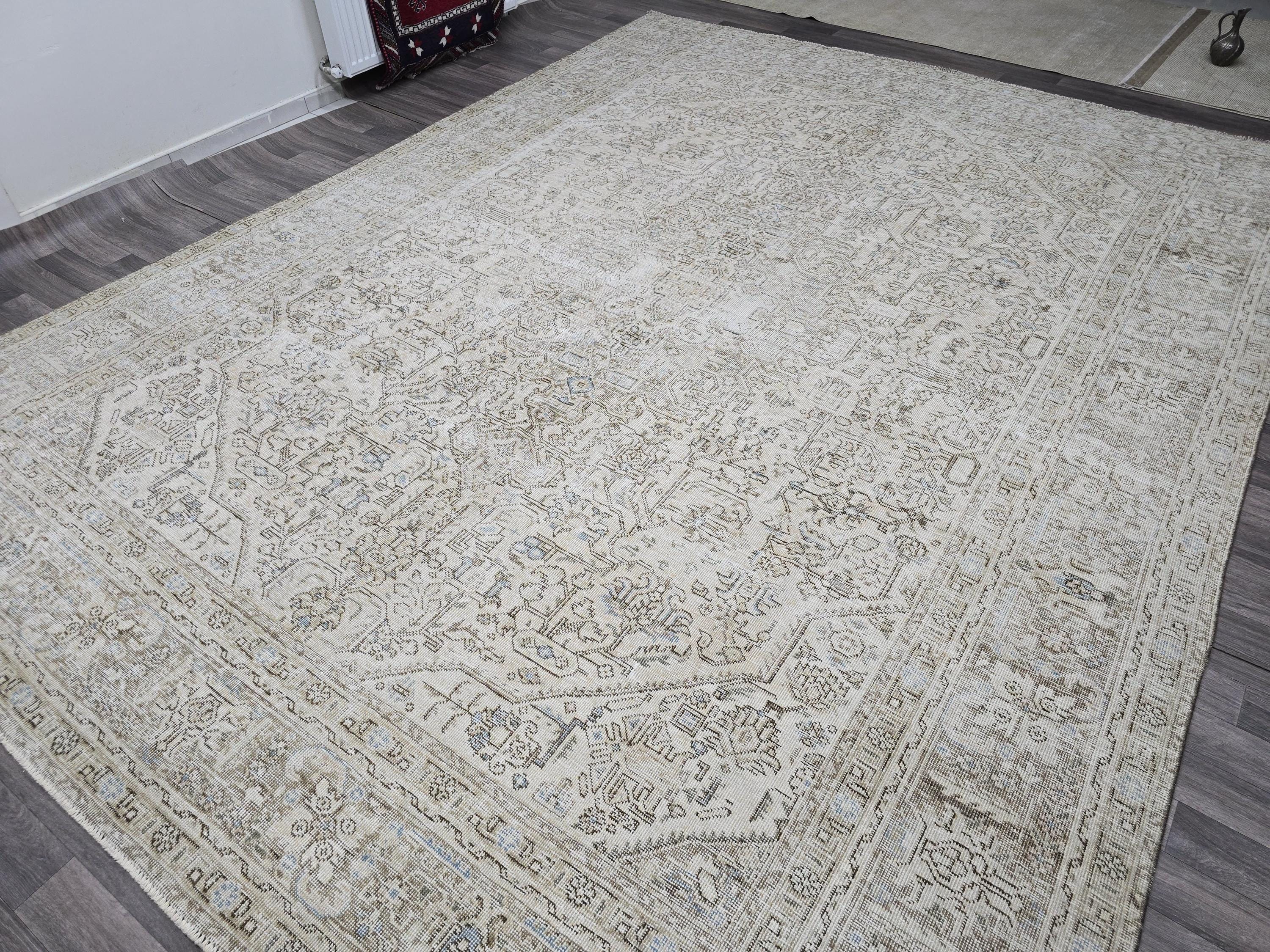 Oversized Neutral Oushak Rug: Vintage Turkish Wool Carpet (9.35x12.30 ft)