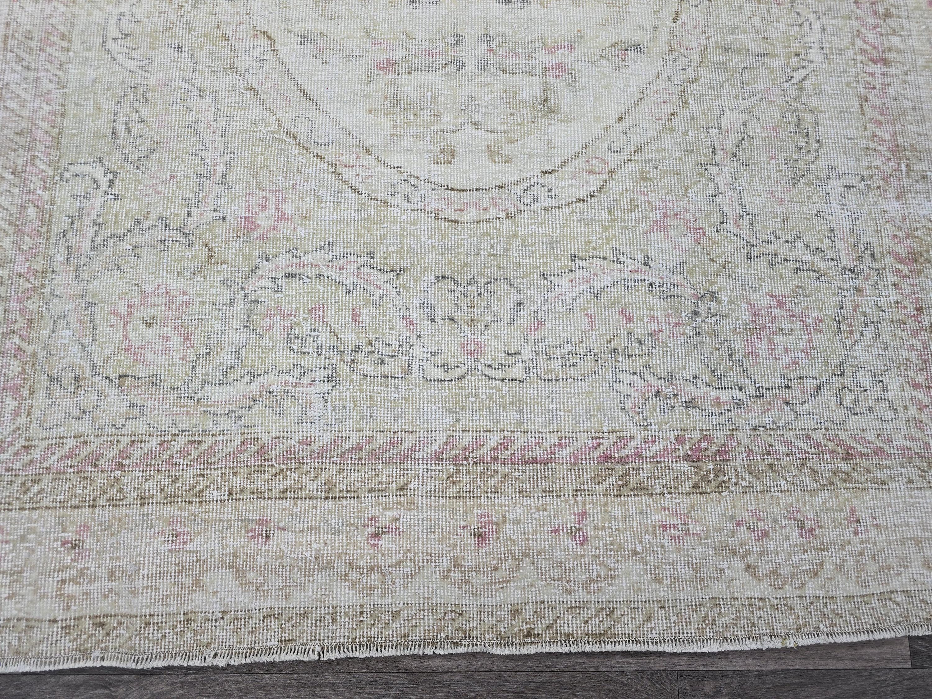 Neutral Oushak Accent Rug – 5x8.2 ft | Handmade in Cream, Beige, and Faded Pink