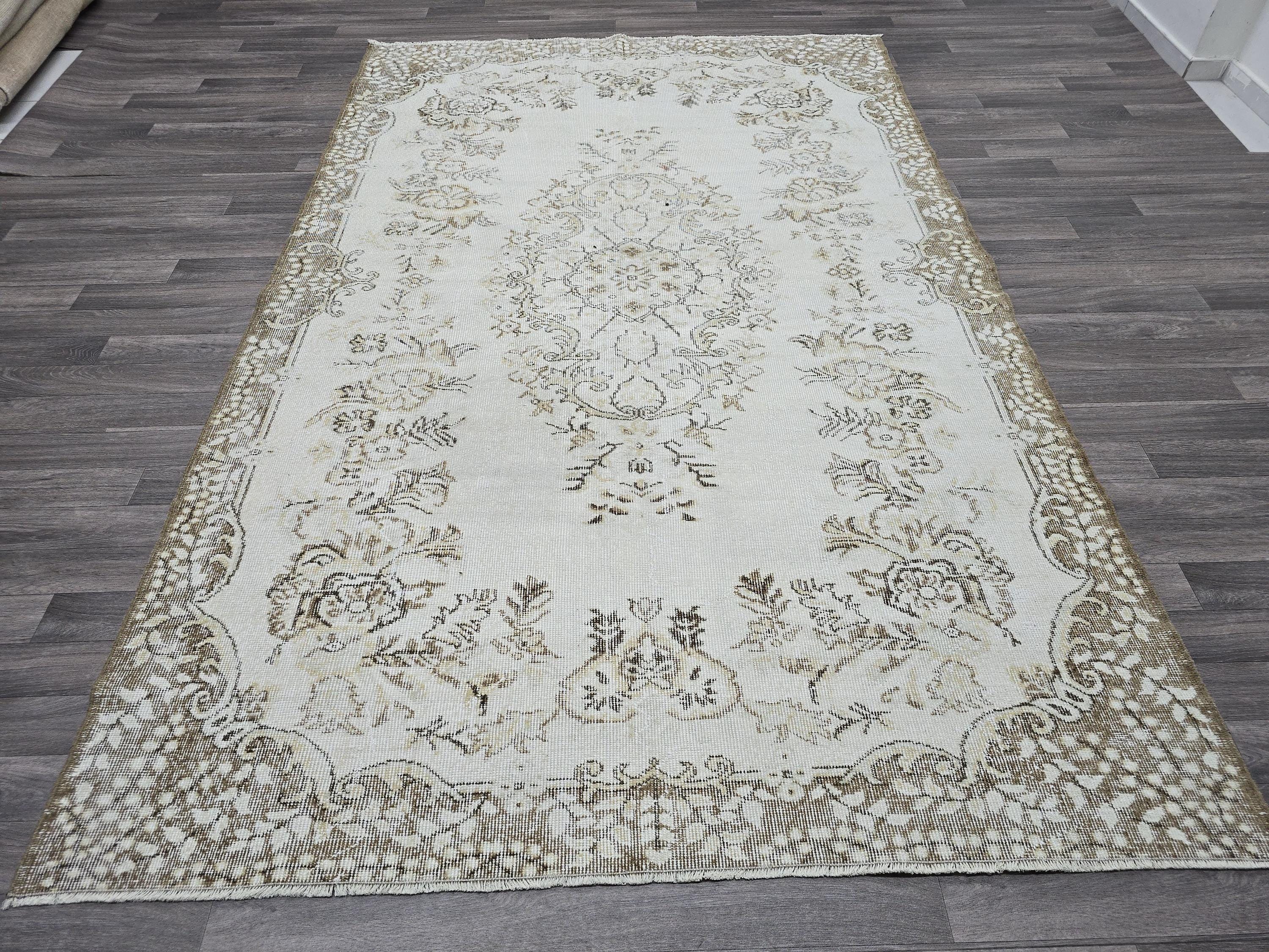 6x9 Feet Vintage Turkish Oushak Area Rug | Neutral Handmade Wool Carpet