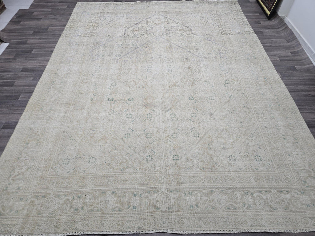 Hand Knotted Wool Oushak Rug: 9x13 Vintage Turkish Area Rug