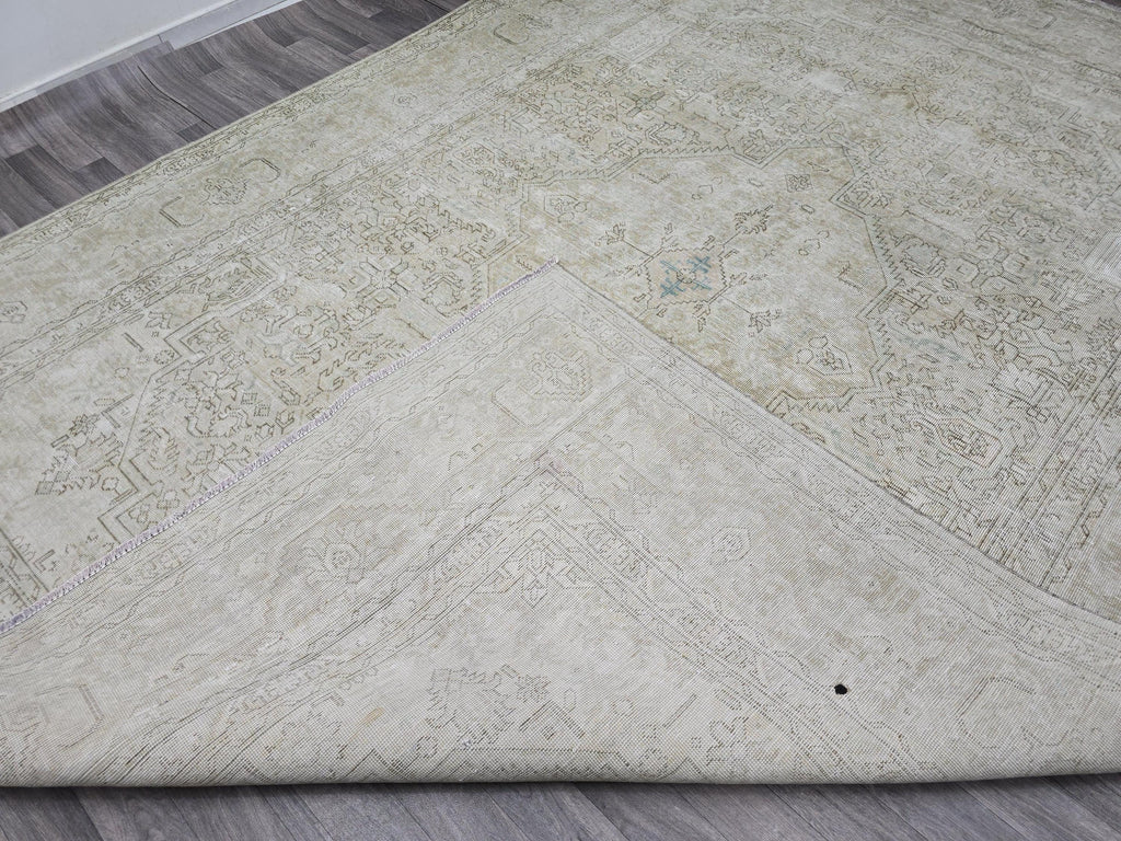 9x12 Vintage Oushak Rug: Neutral Turkish Wool Carpet