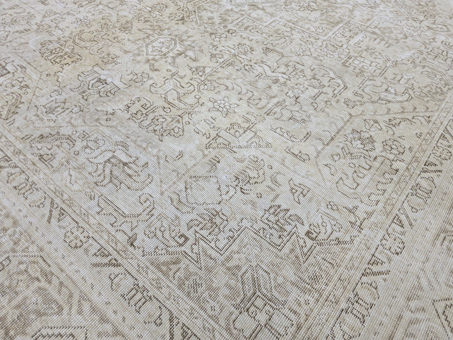 Vintage Turkish Oushak Area Rug | Muted Beige Hand-Knotted Wool Carpet | Large 9'4" x 12'3" Traditional Oriental Design