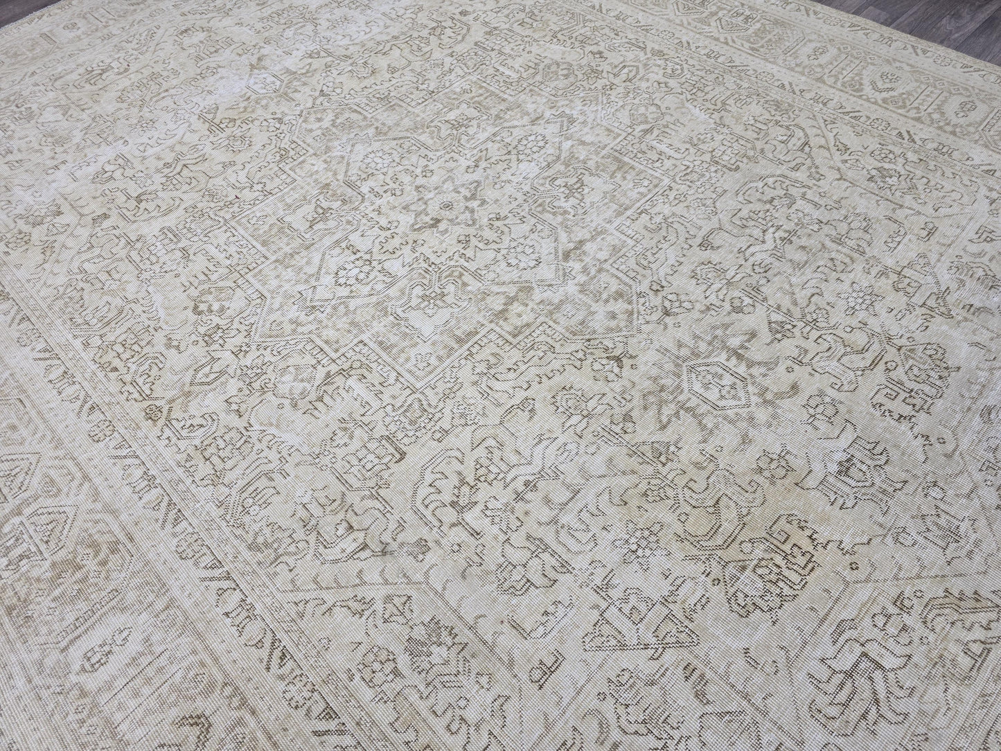 Vintage Turkish Oushak Area Rug | Muted Beige Hand-Knotted Wool Carpet | Large 9'4" x 12'3" Traditional Oriental Design