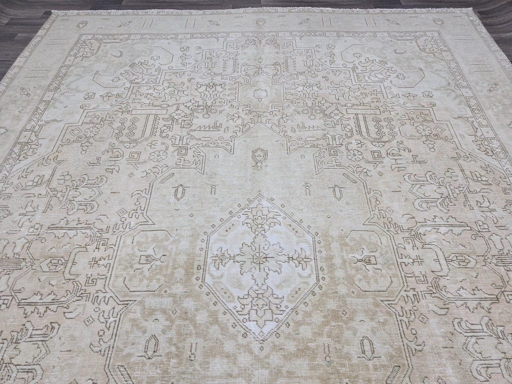 Vintage Turkish Oushak Rug | 9.45x12.25 ft | Neutral Beige Large Area Rug | Handwoven Anatolian Carpet