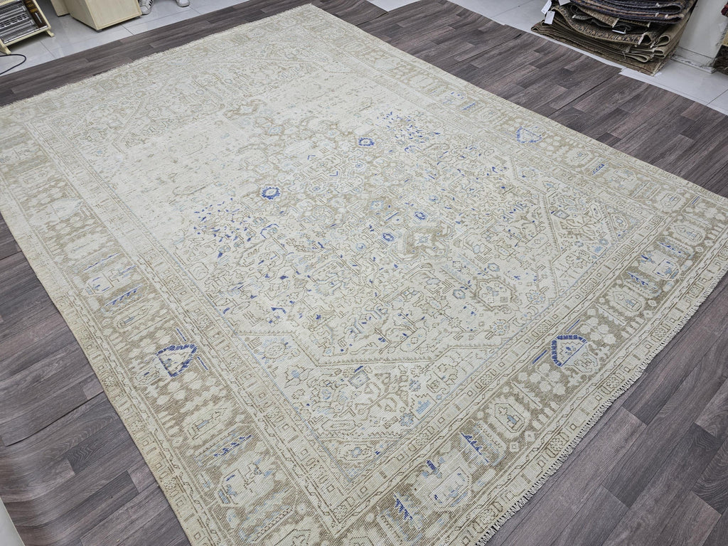 Vintage Turkish Oushak Rug 9x12: Hand-Knotted Wool, Beige & Blue
