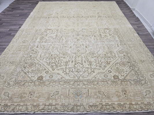 9.5x12.60 feet Handmade Wool Oushak Area Rug Neutral Geometric Beige and Brown rug