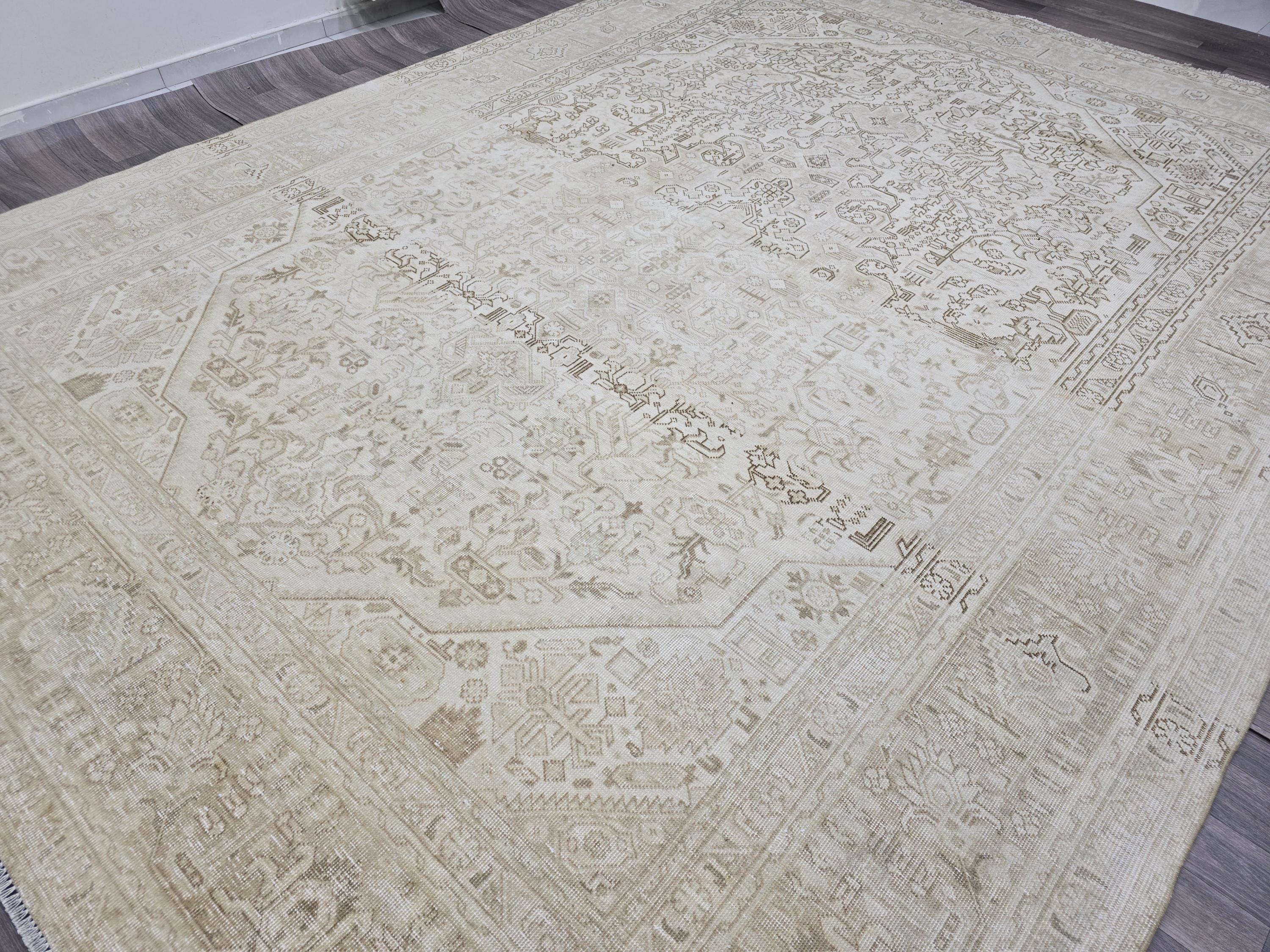 9.5x12.60 feet Handmade Wool Oushak Area Rug Neutral Geometric Beige and Brown rug