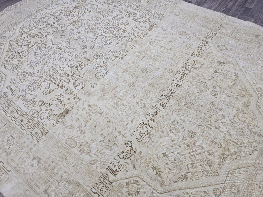 9.5x12.60 feet Handmade Wool Oushak Area Rug Neutral Geometric Beige and Brown rug
