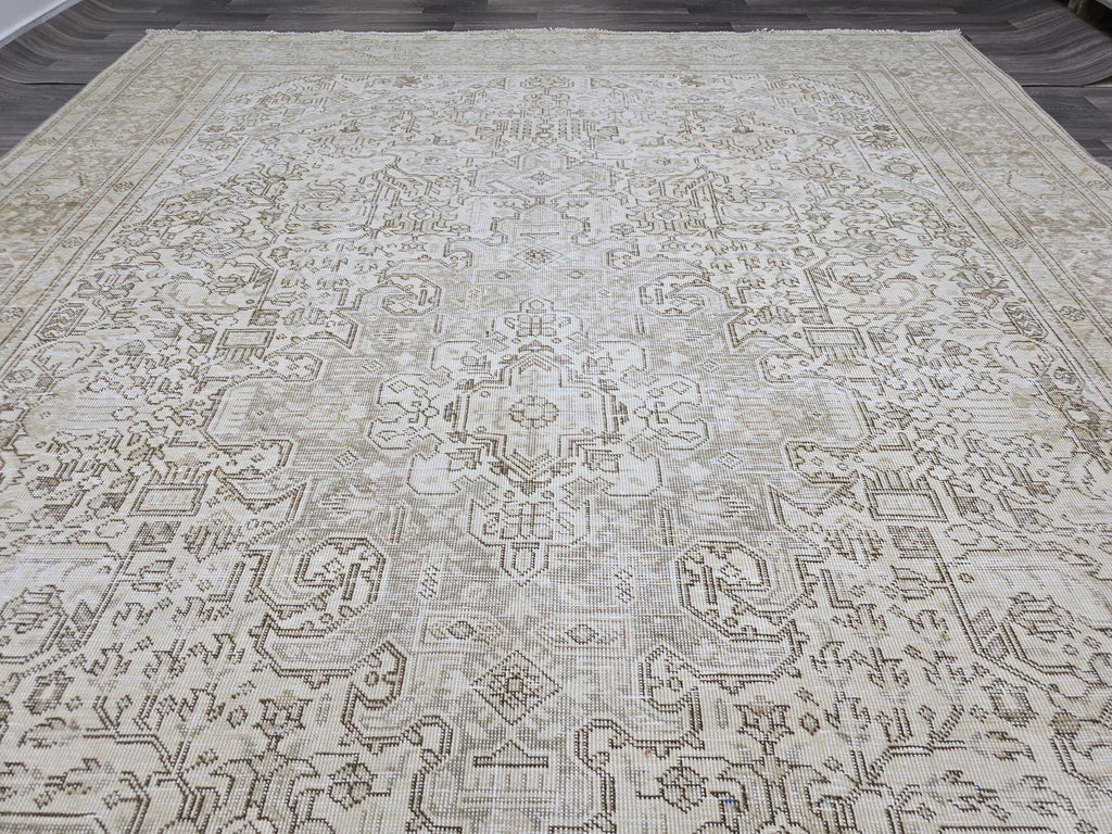 Classic Vintage Turkish Area Rug Handmade Neutral 9x12