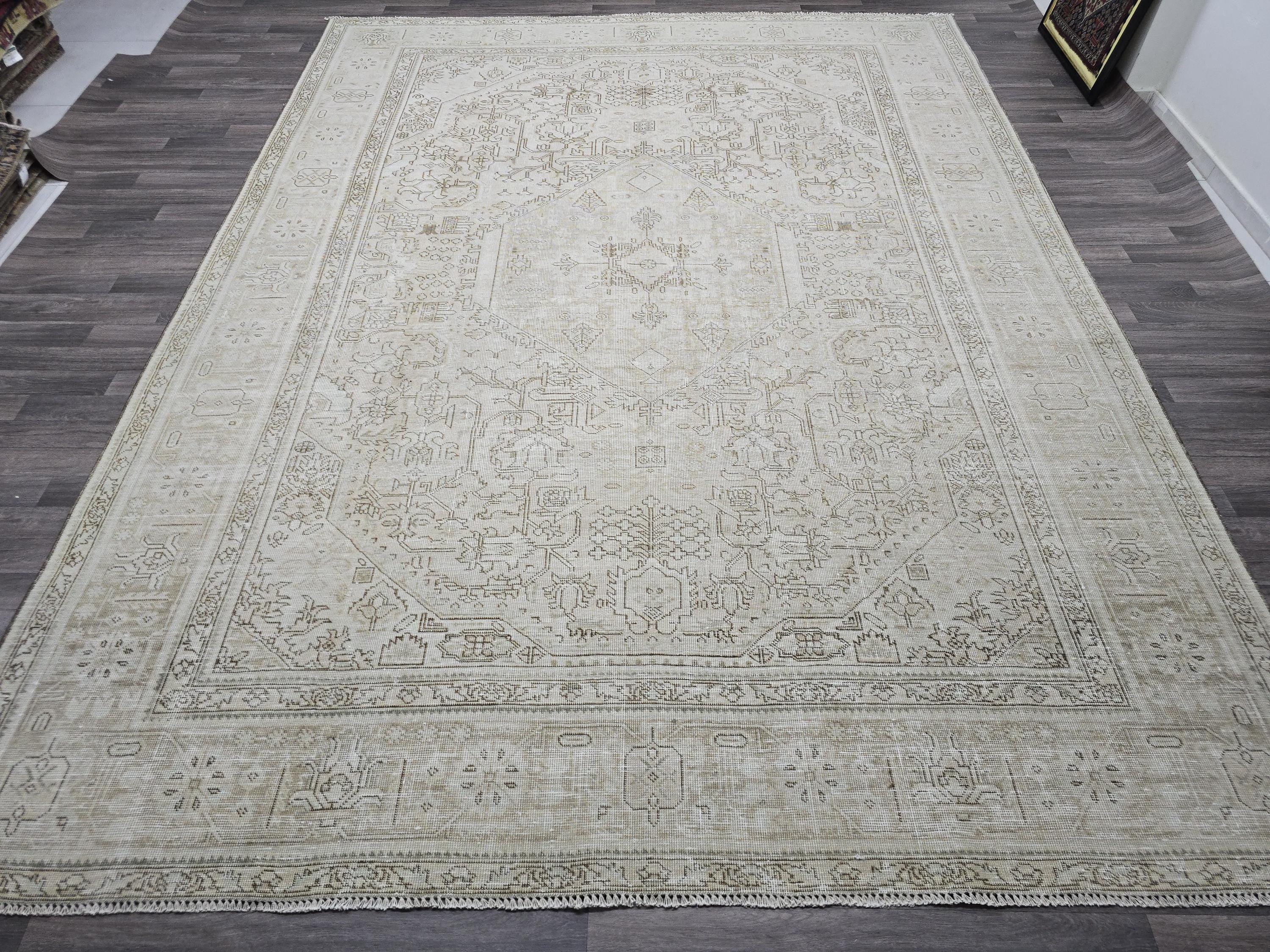 Oversize Neutral Tabriz Area Rug for Livingroom and Bedroom - Oriental Carpet - Boho Decor Rug