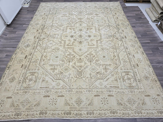 Vintage Heriz Persian Area Rug | Ivory Cream Hand-Knotted Wool Carpet | Extra Large Rug 10x12 //9'8" x 12'7"  Oriental Neutral Area Rug