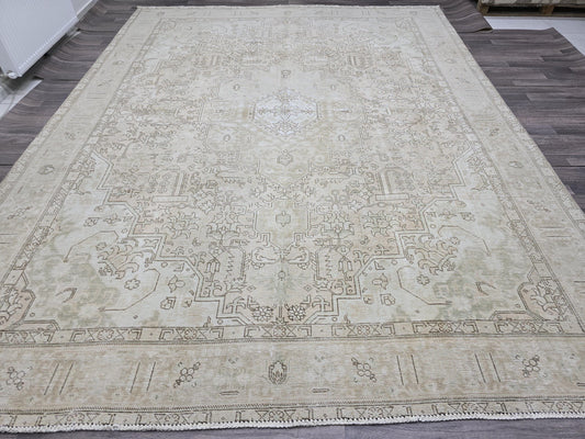 Vintage Turkish Oushak Rug | 9.45x12.25 ft | Neutral Beige Large Area Rug | Handwoven Anatolian Carpet