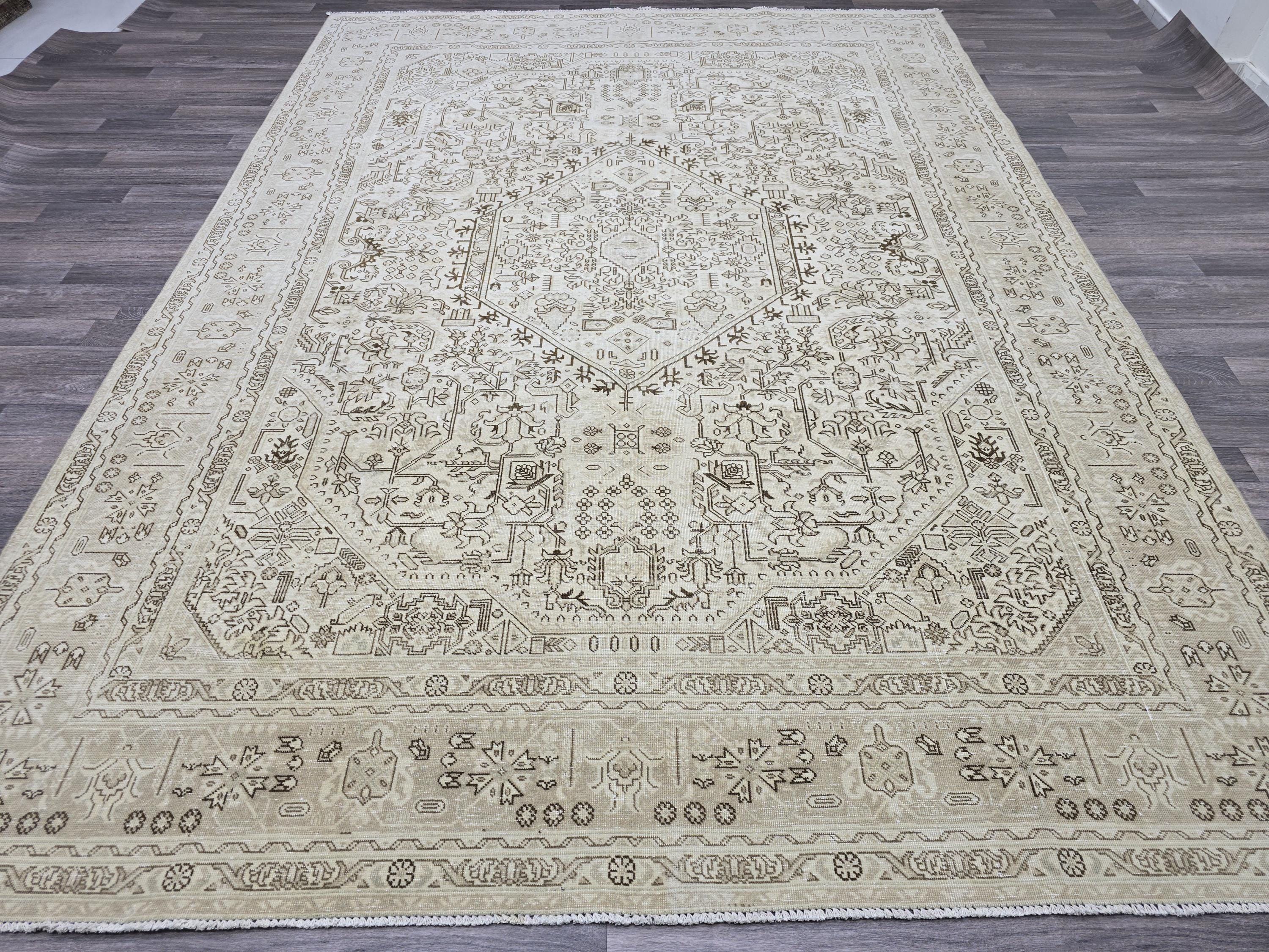 8x11 ft Neutral Oushak Rug: Hand-Knotted Wool Vintage Carpet