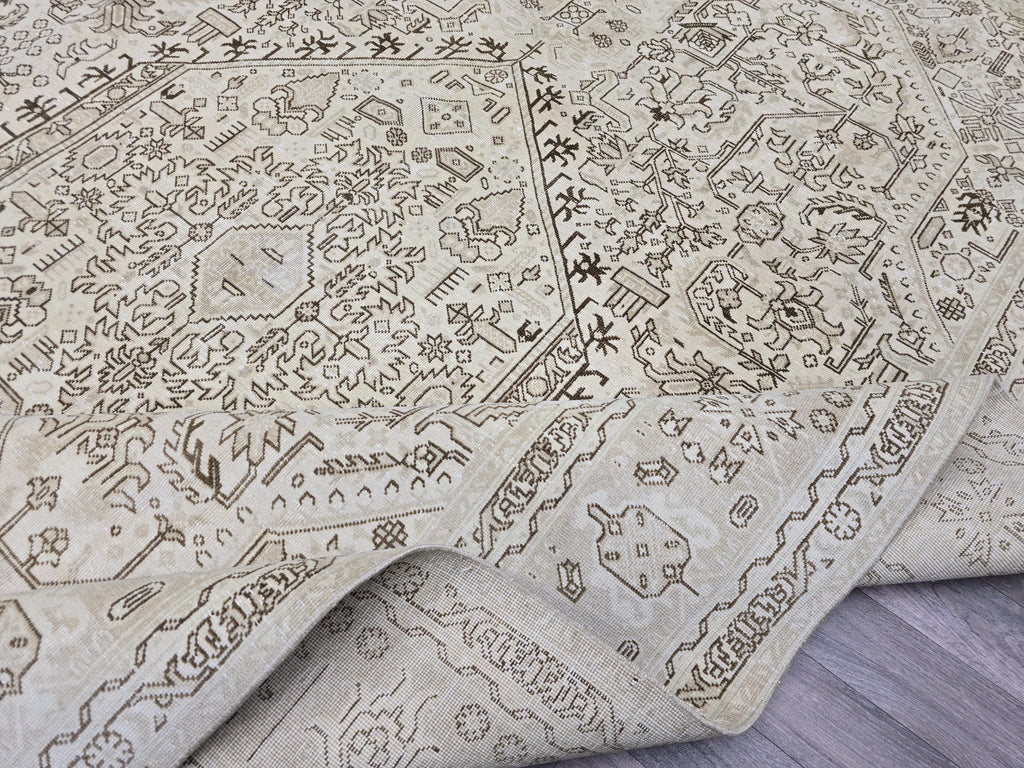 8x11 ft Neutral Oushak Rug: Hand-Knotted Wool Vintage Carpet