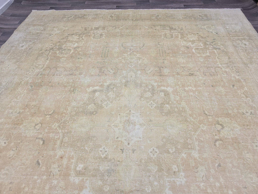 Large Vintage Oushak Rug: 10x12 Handwoven Wool Turkish Carpet