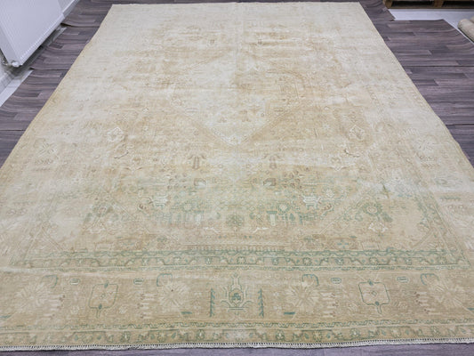 9x12 Heriz Rug, Neutral Vintage Rug, Antique Oriental Wool Rug, Living Room Rug, Large Area Rug, Dining Room Rug, Geometric Rug