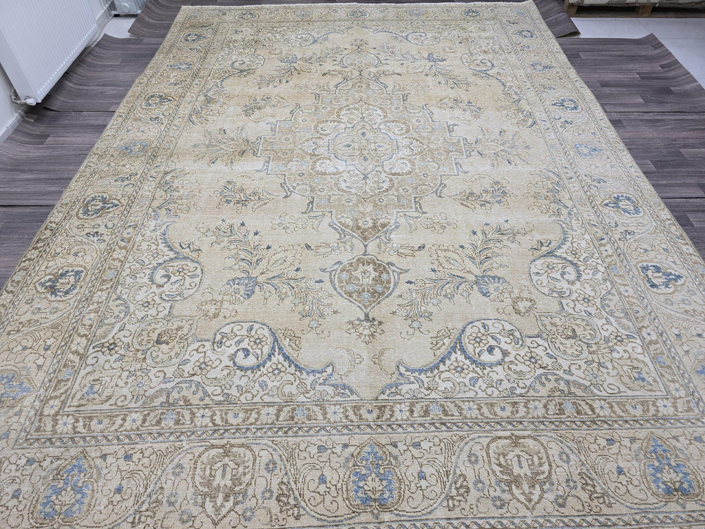 Vintage Turkish Oushak Rug: 10x13 Beige & Blue Handknotted Wool Carpet