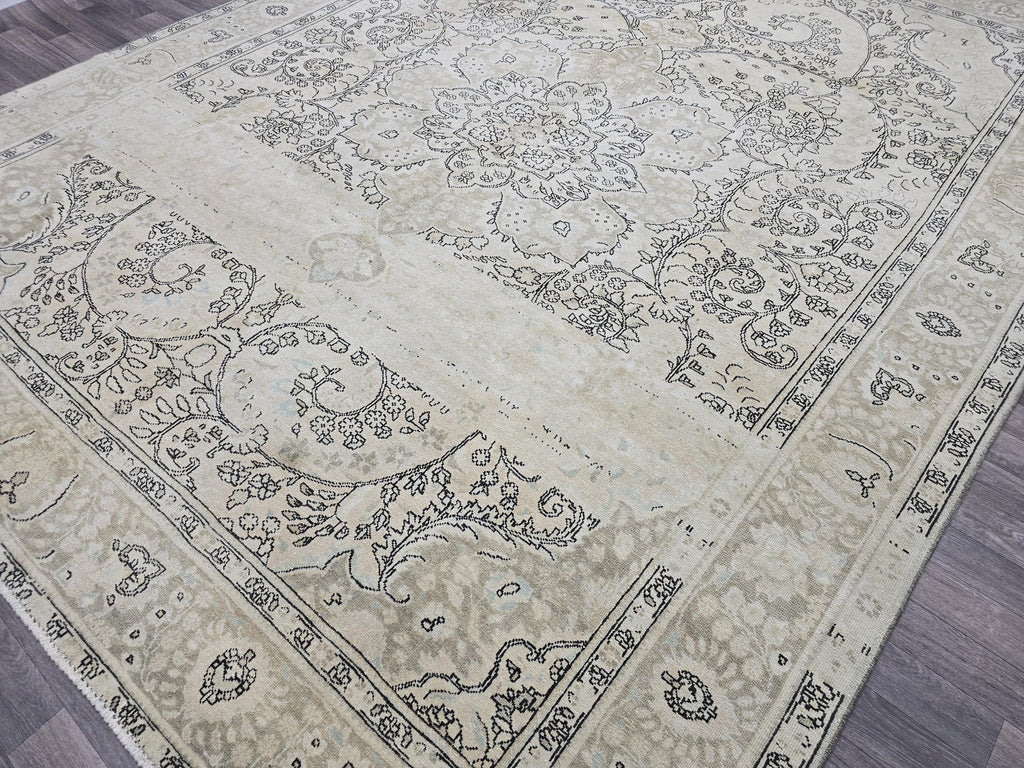 Vintage Turkish Oushak Rug 10x12: Handwoven Wool Beige Carpet