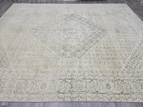 10x12 Neutral Vintage Rug/ Handmade Wool Turkish Rug for Livingroom and Bedroom/ Muted Oushak Area Rug for Bedroom and Office/ Heriz Rug
