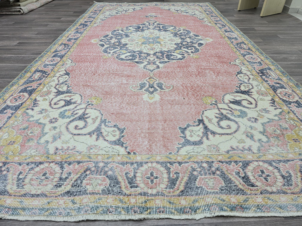 Vintage Turkish Oushak Rug 6x11: Handmade Wool Medallion Carpet
