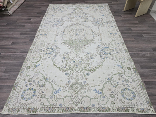 6x9 Vintage Turkish Oushak Rug: Handwoven Wool Cream Floral Carpet