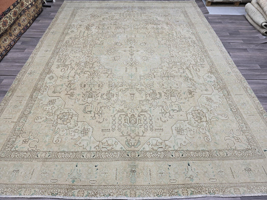 9x12 Vintage Heriz Rug: Neutral Oriental Wool, Large Area Rug