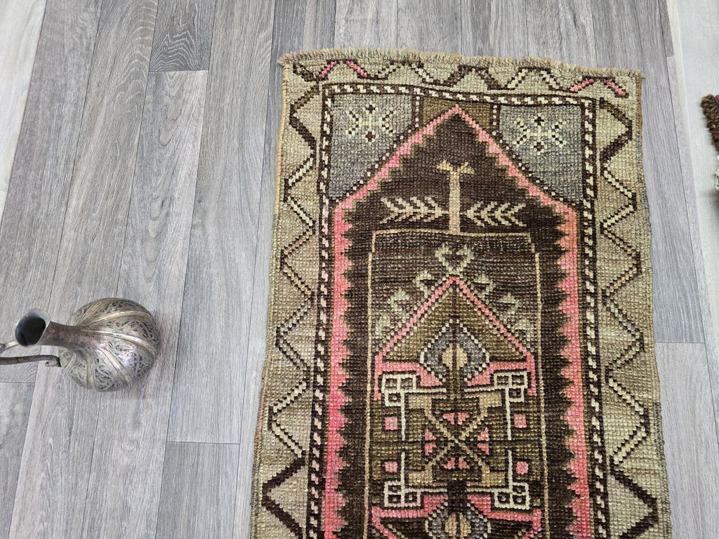 Vintage Turkish Oushak Rug: 20x39 Boho Earthy Entryway Mat