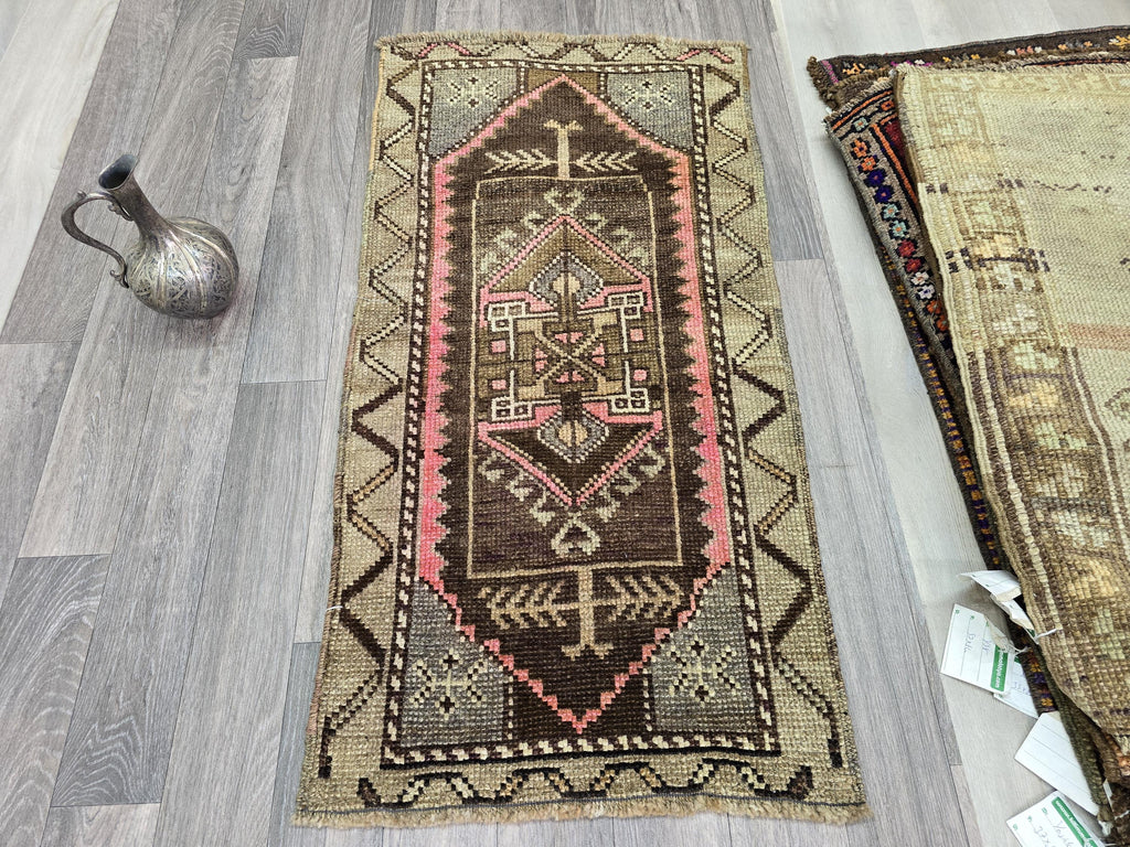 Vintage Turkish Oushak Rug: 20x39 Boho Earthy Entryway Mat