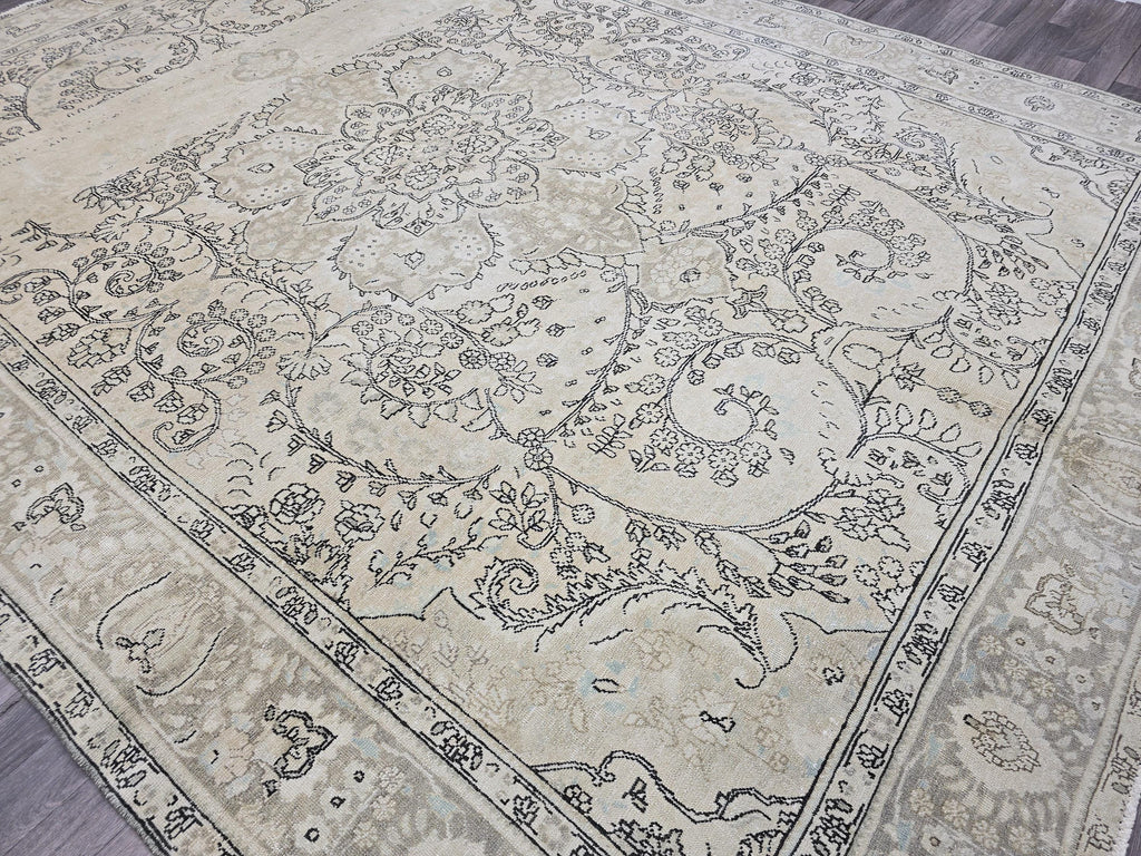 Vintage Turkish Oushak Rug 10x12: Handwoven Wool Beige Carpet