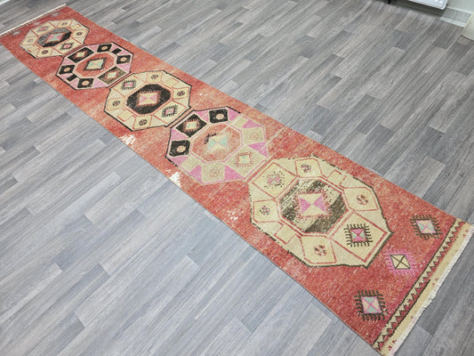 Vintage Turkish Runner Rug, Handwoven Coral Oushak Runner, Geometric Medallion Hallway Carpet, Boho Home Decor, 71x375 cm / 2.3'x12.3'