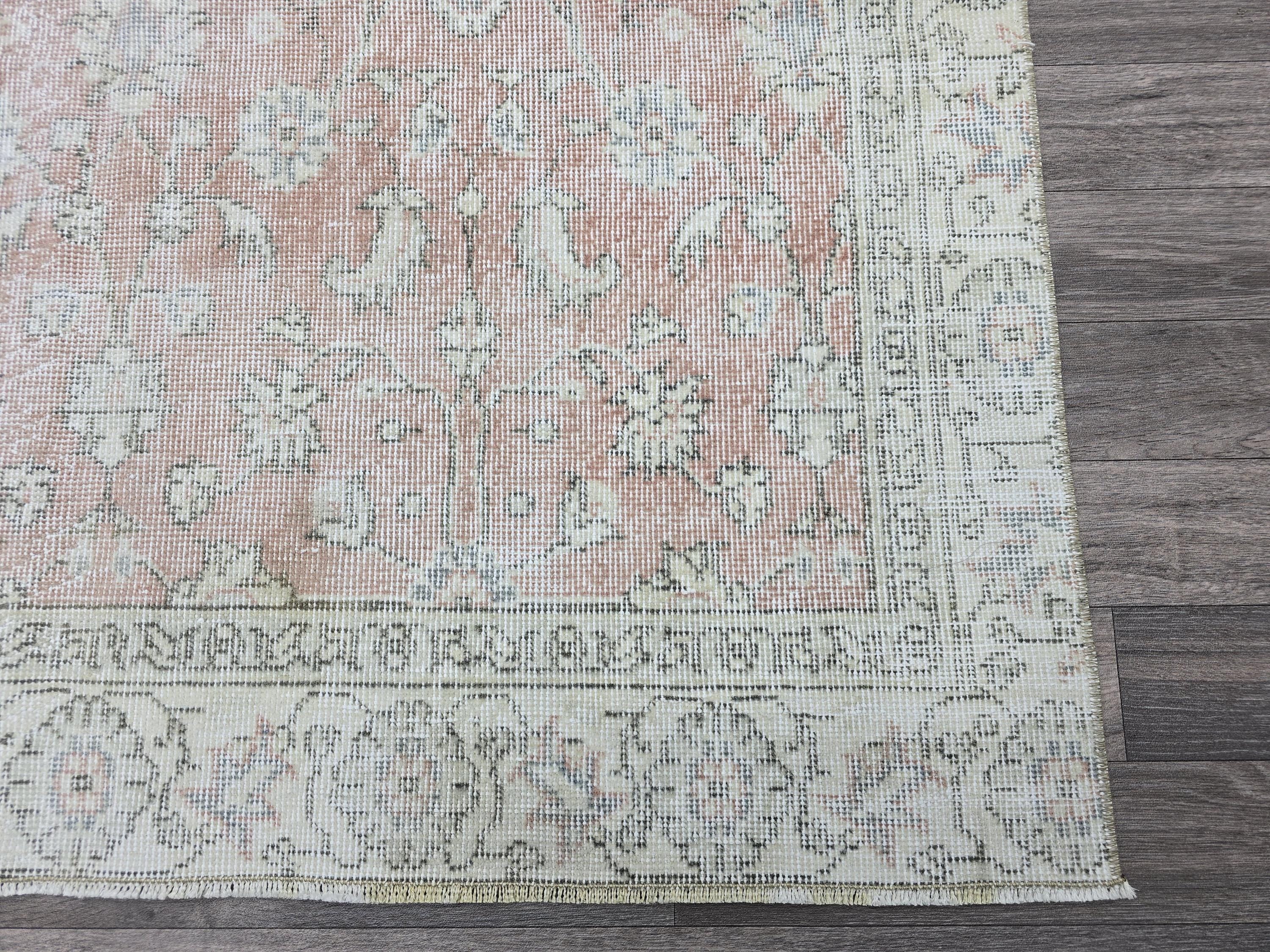 Vintage Turkish Oushak Rug: 4.5x8 Wool Handknotted Floral Carpet