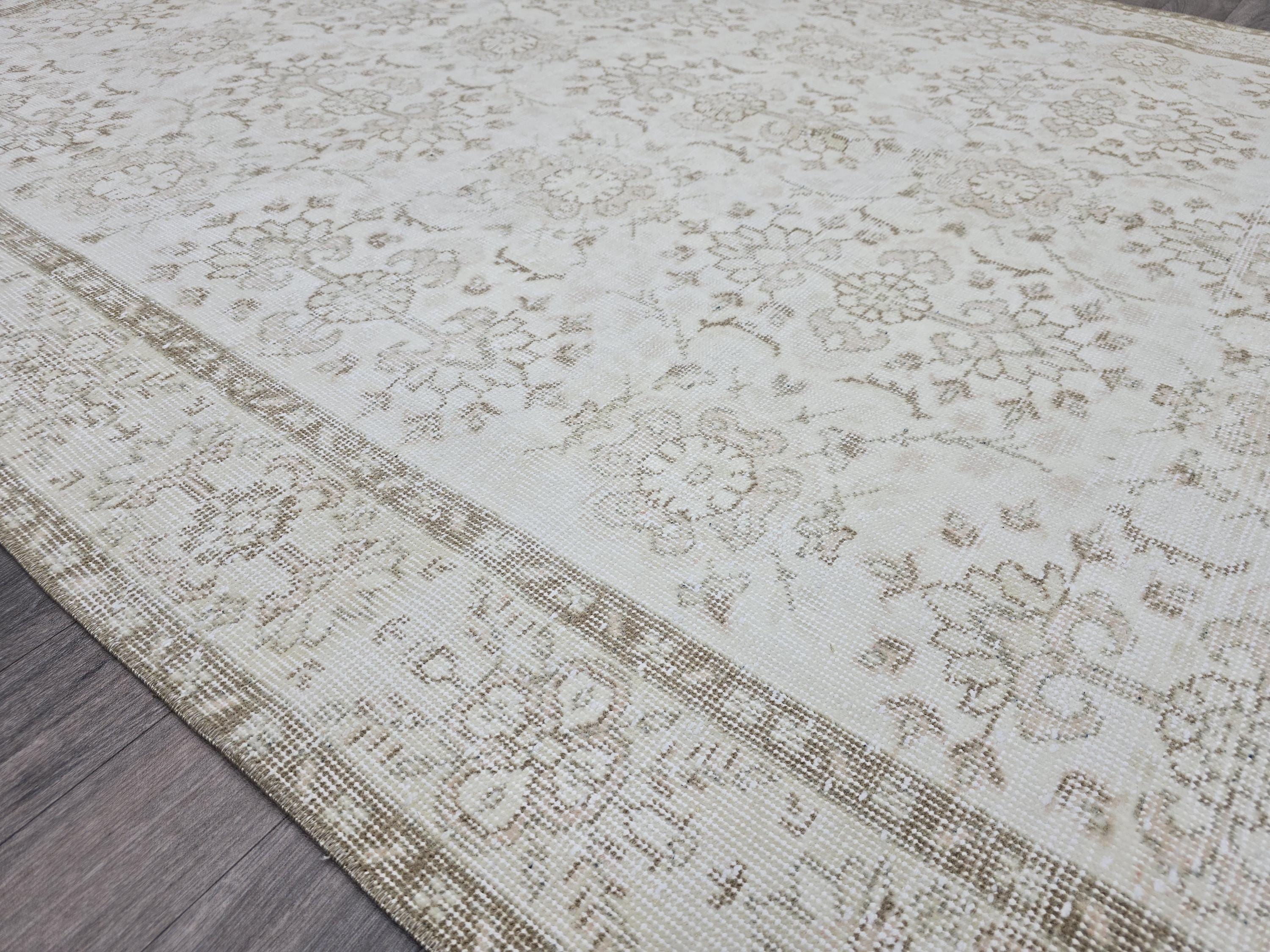 Vintage Turkish Oushak Rug 6x10: Handknotted Wool Floral Carpet