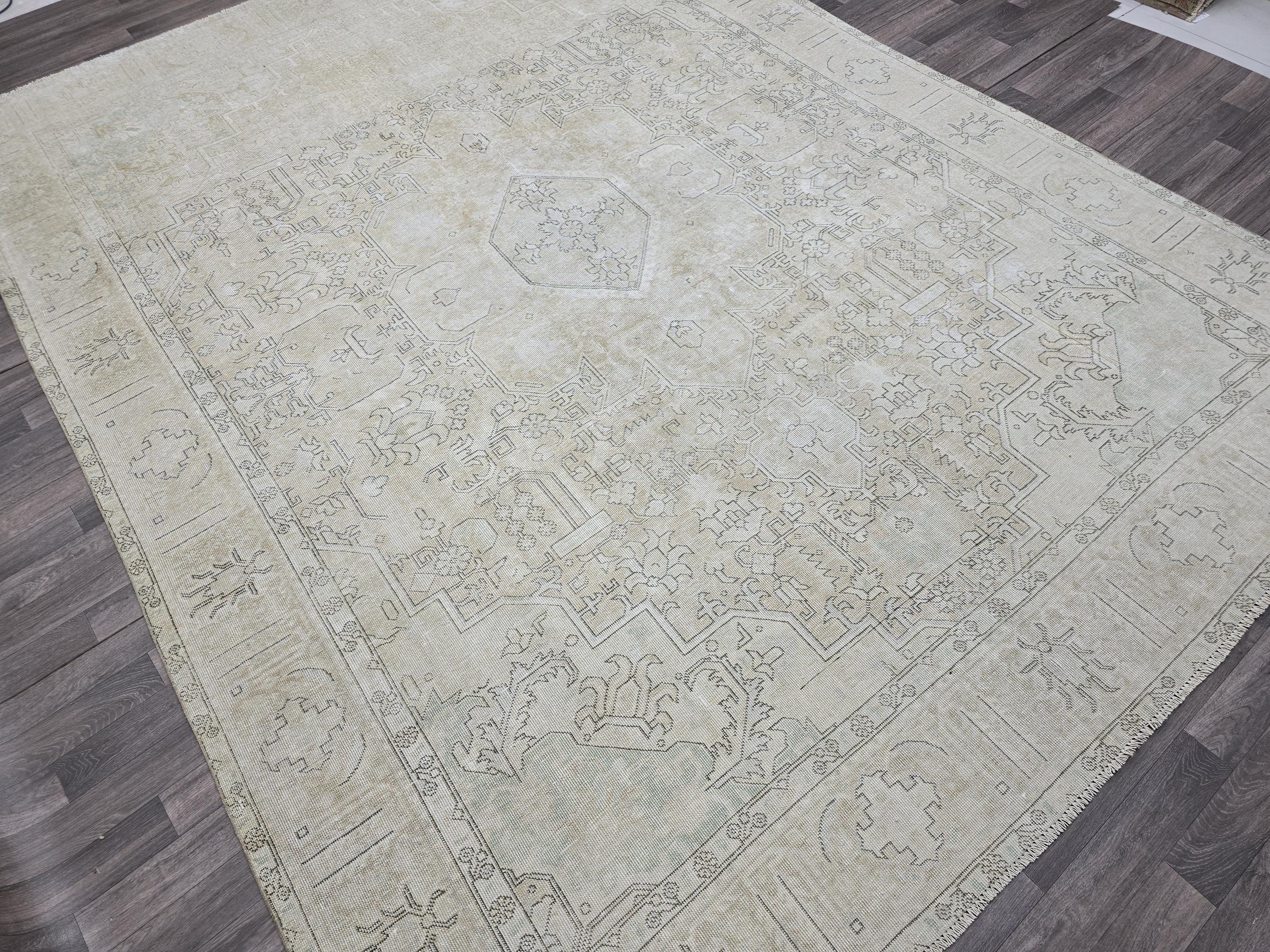 Oversized Neutral Oushak Rug: 9x12 Vintage Turkish Wool Carpet