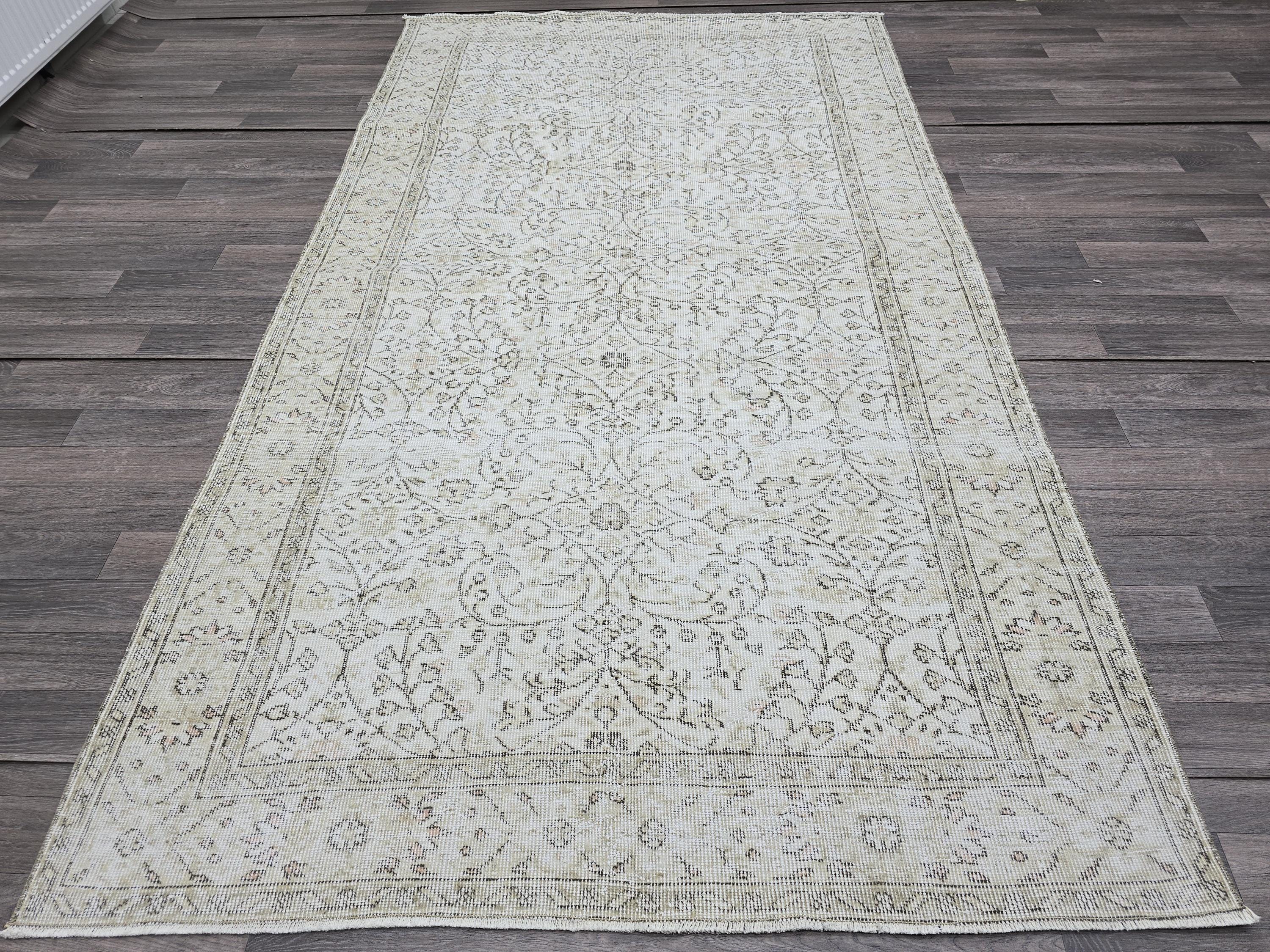 Vintage Turkish Oushak Rug 5x9: Handknotted Wool Floral Carpet