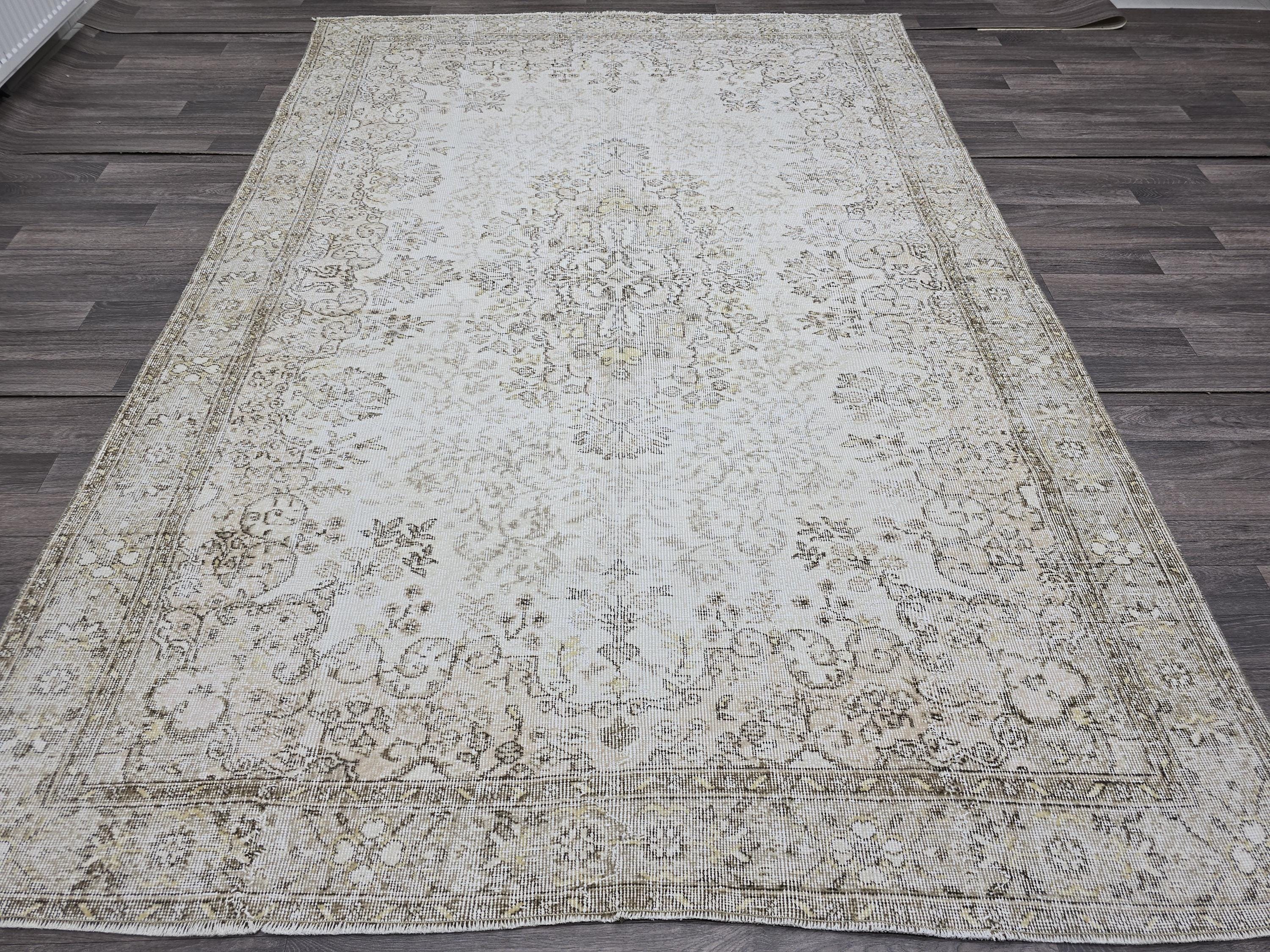 Vintage Turkish Oushak Rug: 6.5x9.5 ft, Beige Wool Floral Carpet