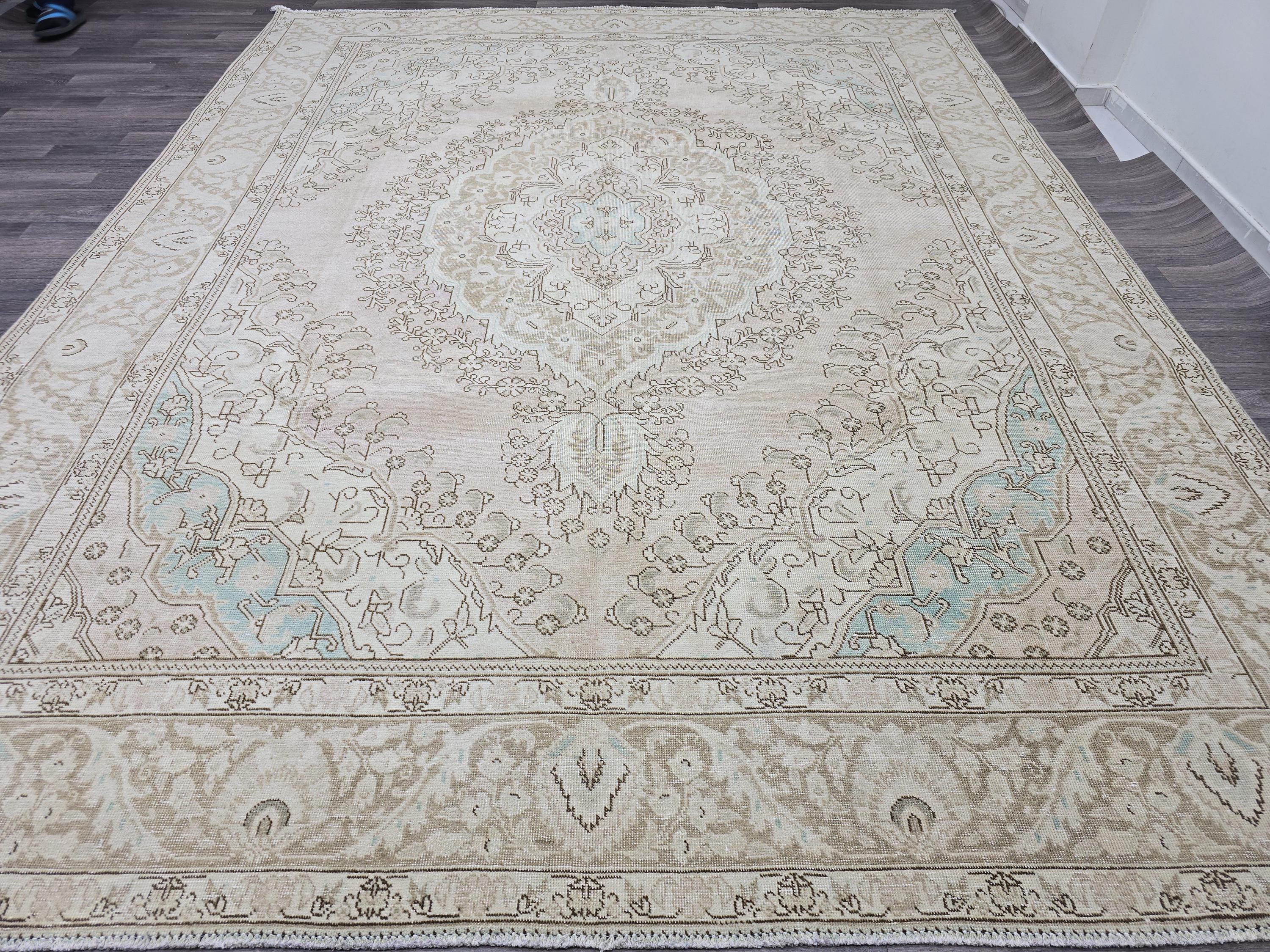 10x12 Vintage Handmade Rug Pink Blue Tan Color Neutral Palette / 9.65X12.3 feet