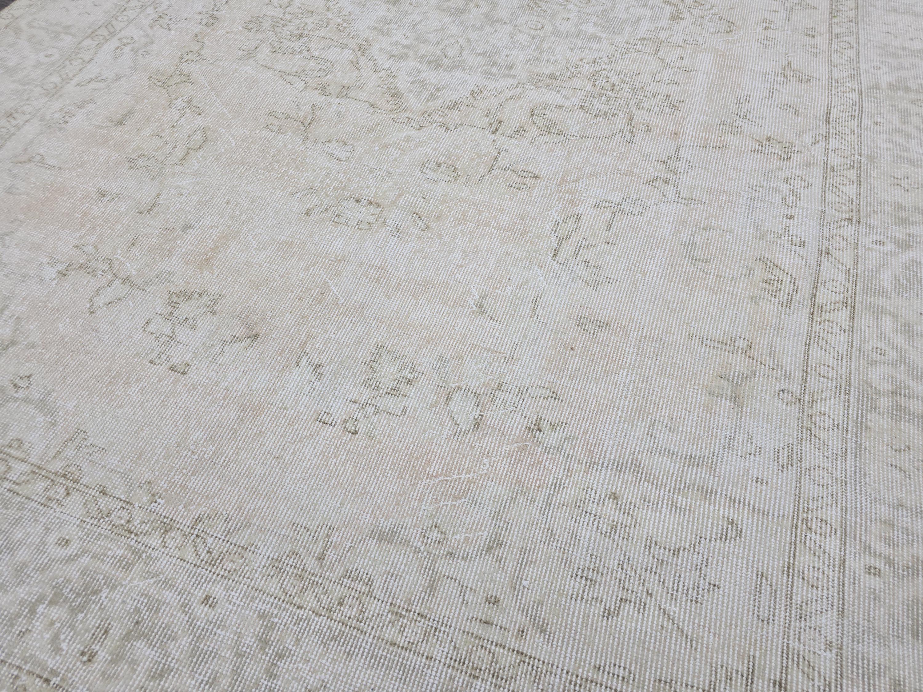 Vintage Oushak Rug 6x10: Handknotted Turkish Wool Carpet