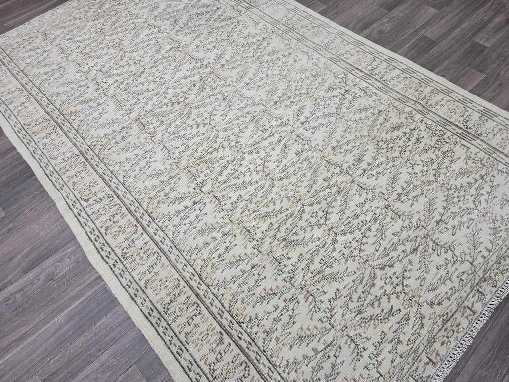 6x9 Vintage Turkish Oushak Rug: Handmade Wool Ivory Beige Carpet