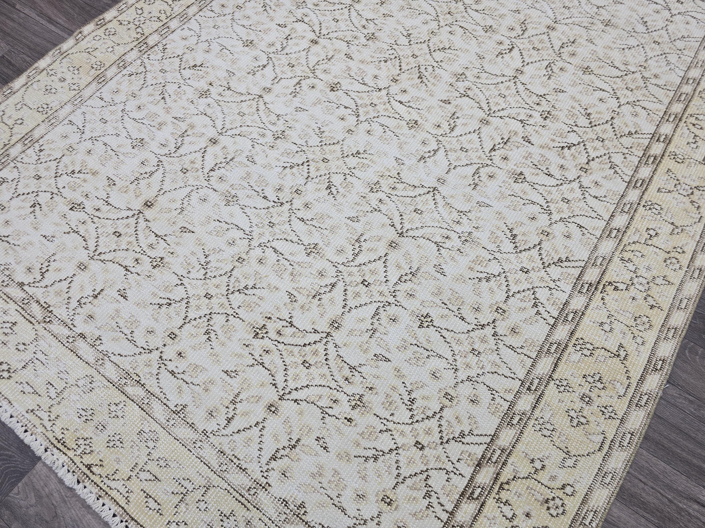 5x9 Vintage Turkish Oushak Rug: Hand-Knotted Wool, Cream Neutral Carpet